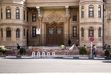 اعتراض شورای شهر به دیوارکشی مقابل مجلس
