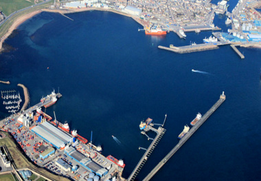 Upbeat outlook for dry bulk charter rates from 2018 onwards