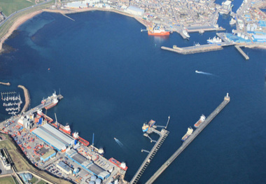 Upbeat outlook for dry bulk charter rates from 2018 onwards