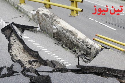 ریزش کوه در آزاد راه تهران - شمال