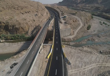 توسعه روشنایی در محورهای ملایر؛ نصب ۶ کیلومتر نور در مسیرهای پرتردد