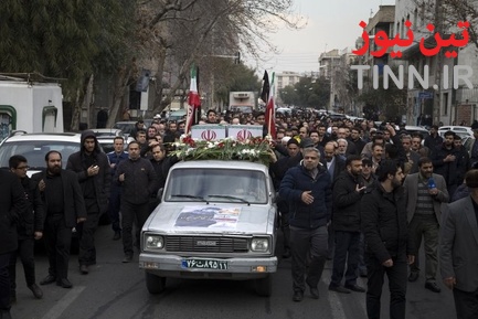 تشییع پیکر دو تن از شهدای سانحه هوایی در تهران