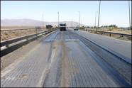 پاکسازی و لکه گیری محور حاجی آباد – سیرجان؛ ارتقای ایمنی جاده های هرمزگان