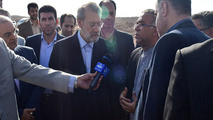 بازدید علی لاریجانی از پروژه ریلی گمرک قم