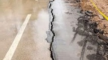 پل نشست کرده آزادراه همدان ساوه نیاز به ترمیم دارد