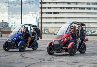 Acrimoto Launches Beta-Test Fleet of Electric Three-Wheelers