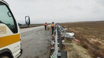 ایمن سازی حاشیه راه ها مانع واژگونی خودرو ها است
