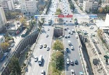 اجرای زیرگذر بزرگراه حقانی به چمران