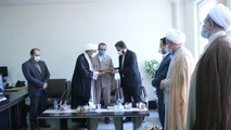  باید به پست ها به عنوان امانتی از سوی مردم نگاه کنیم