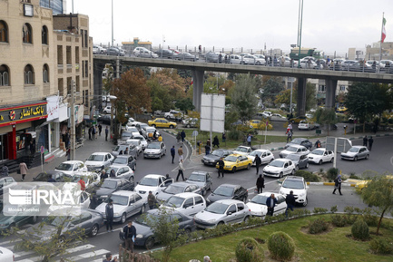 اعتراض‌ها به گران شدن بنزین