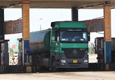 رانندگان ناوگان سنگین در شهرهای جنوبی مشکل سوخت گیری دارند