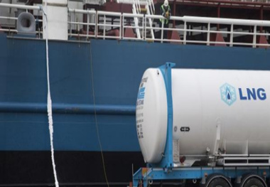 Port of Amsterdam develops tool for safe LNG bunkering