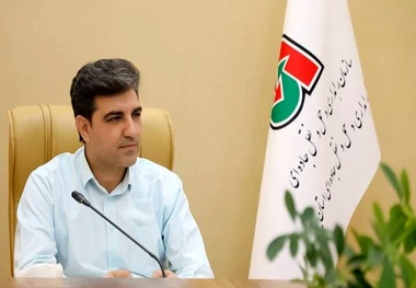 ۲۵ کامیون مردم در تعرض هوایی دشمن به پایانه بار یزد سوخت