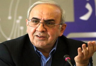 خودروسازان برتر را به نمایشگاه بیاورید