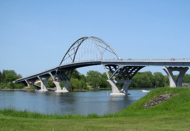 NYSDOT opens new Route 73 ski jump bridge in New York