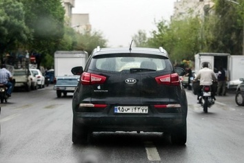 فروش پلاکهای رُند به خودروهای لوکس توسط زیرمجموعه ناجا