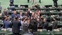 بازار داغ سلفی با رئیس جمهور منتخب در بهارستان