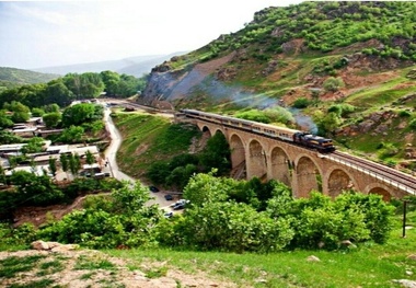 تصاویری دیدنی از ایستگاه ‫راه‌آهن لرستان‬‎

