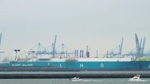 Johor Port Signs LNG Services Agreement with Petronas