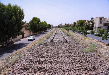 ۵۰ میلیارد تومان بودجه برای بهسازی و روسازی مسیر ریل های متروکه قم
