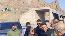 عملیات آواربرداری و ترمیم مسیرهای آسیب دیده هرمزگان بی وقفه ادامه دارد 