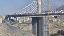 مرمت پل B1 کرج بعد از معاینه فنی ستون‌ ها آغاز می‌ شود