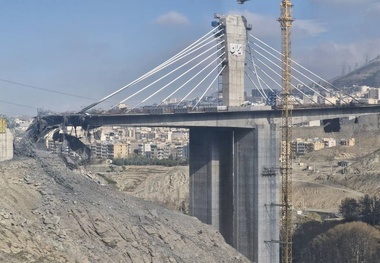 مرمت پل B1 کرج بعد از معاینه فنی ستون‌ ها آغاز می‌ شود