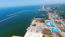بندر انزلی ظرفیت تبدیل شدن به قطب تجاری شمال را دارد