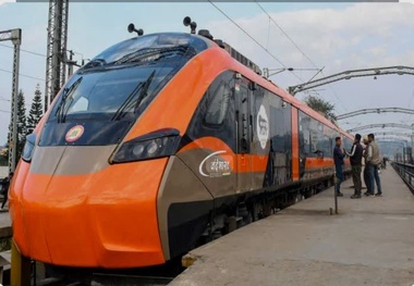 CrossCountry Welcomes First Passengers Onboard Refurbished Voyager Train