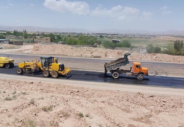 بهره‌برداری از محور زرند– کوهبنان در آینده‌ ای نزدیک 