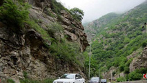
جاده چالوس جمعه یک طرفه می‌شود
