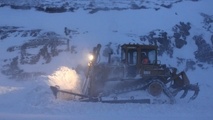  کولاک ده ها خودرو را در گردنه الماس خلخال زمین گیر کرد