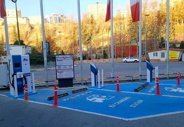 تجهیز یکی از بوستان های تهران به جایگاه شارژ خودروهای برقی 