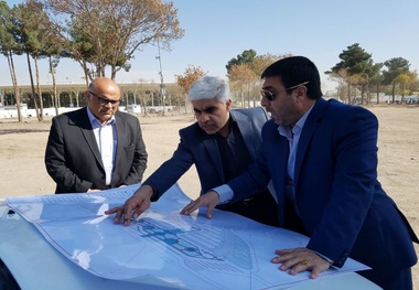 بازدید معاون برنامه‌ریزی و نظارت شرکت فرودگاه ها از پروژه محوطه‌سازی فرودگاه مشهد

