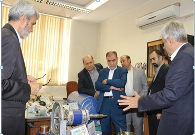 بازدید عضو هیات مدیره شرکت فرودگاه‌ها از جهاد دانشگاهی خواجه نصیر