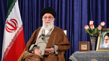 سخنان مهم رهبر انقلاب: کرونا ما را از توطئه دشمنان غافل نکند