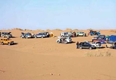 رانندگی در کویر جذابیت ها و خطرها 