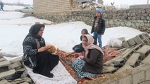 بارش برف و باران در مناطق زلزله زده خوی