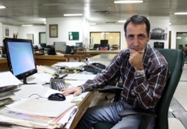 آنکه دریا دید، دل دریا کند