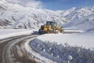۱۳۲۵ کیلومتر از محورهای کوهستانی مازندران درگیر برف شد 