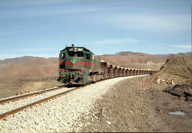 جابجایی ۱.۱ میلیون تن بار از خطوط ریلی استان مرکزی