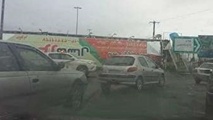 قطعات پل عابر پیاده رشت - انزلی از بستر خیابان جمع‌آوری شد