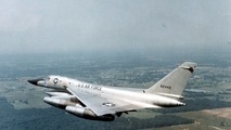 راکول B-1 لنسر؛ نیزه ای در آسمان 