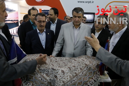 رونمایی محمد اسلامی از نشریه قطار