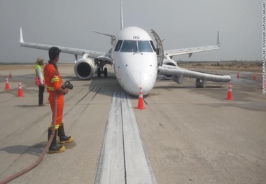 Pilot in Myanmar lands plane without front wheels