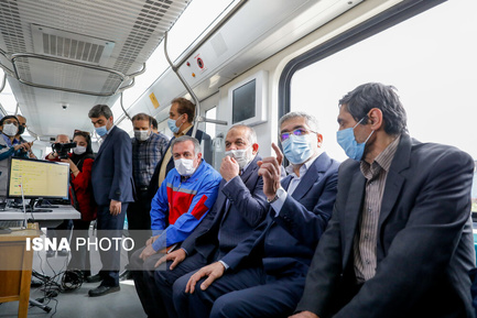 بازدید وزیر کشور از پروژه قطار ملی جهاد دانشگاهی