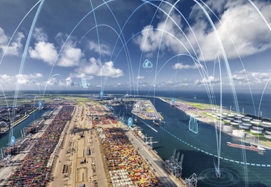 Rotterdam considers e-trucks for container transport