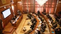 ◄ پشت پرده بودجه ۹۳ شهرداری: از بودجه غیر نقدی تا مدیری که عضو هیئت مدیره ۹ شرکت است! / دوربین ثبت تخلفات کیلویی چند؟! / اخطار به " همشهری "