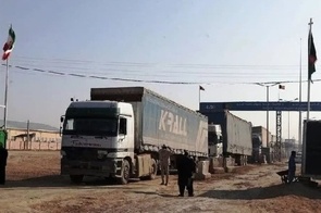 منشور جامع حقوق و مسئولیت های رانندگان بین المللی و ترانزیتی ایران/ راهنمای حقوقی، فنی، اجرایی، ایمنی، گمرکی، مرزی و حرفه ای رانندگان