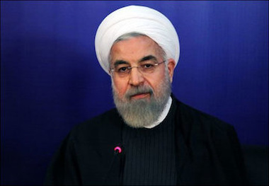 آغاز سخنرانی روحانی در مجلس برای دفاع از وزرای پیشنهادی دولت دوازدهم
